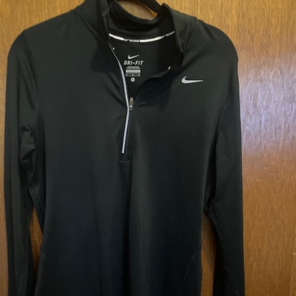 Nike Dry-fit black quarter-zip